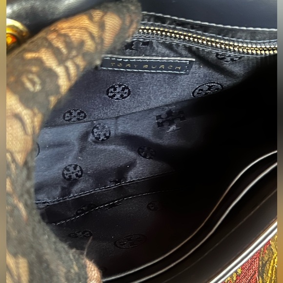 Tory Burch dark blue Quilted savannah convertible. Shoulder or crossbody bag - Picture 11 of 16